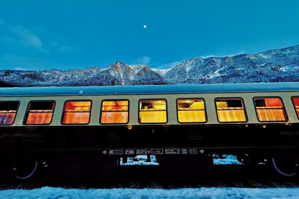 Tren nocturno.David Campos. 2025.